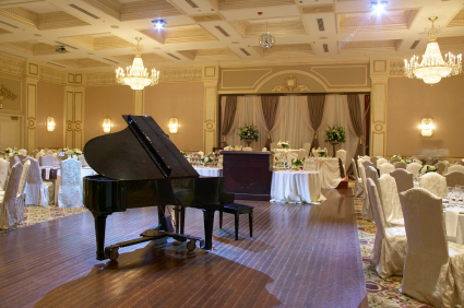 piano in hall for a wedding