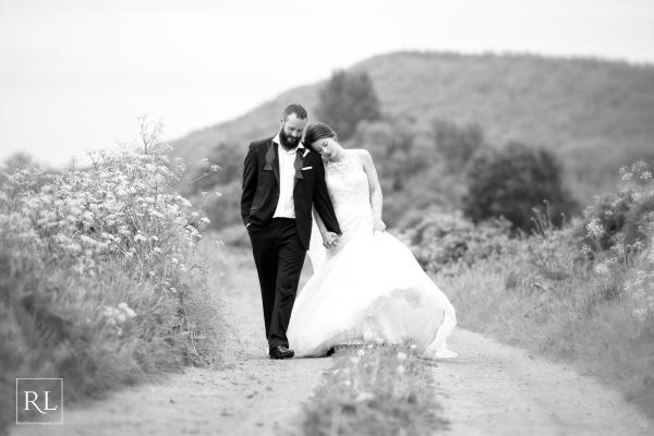 Bride and groom at Flanesford Priory