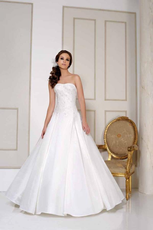 Stella Liliana Bridal Boutique Wedding Dress Shop Studley