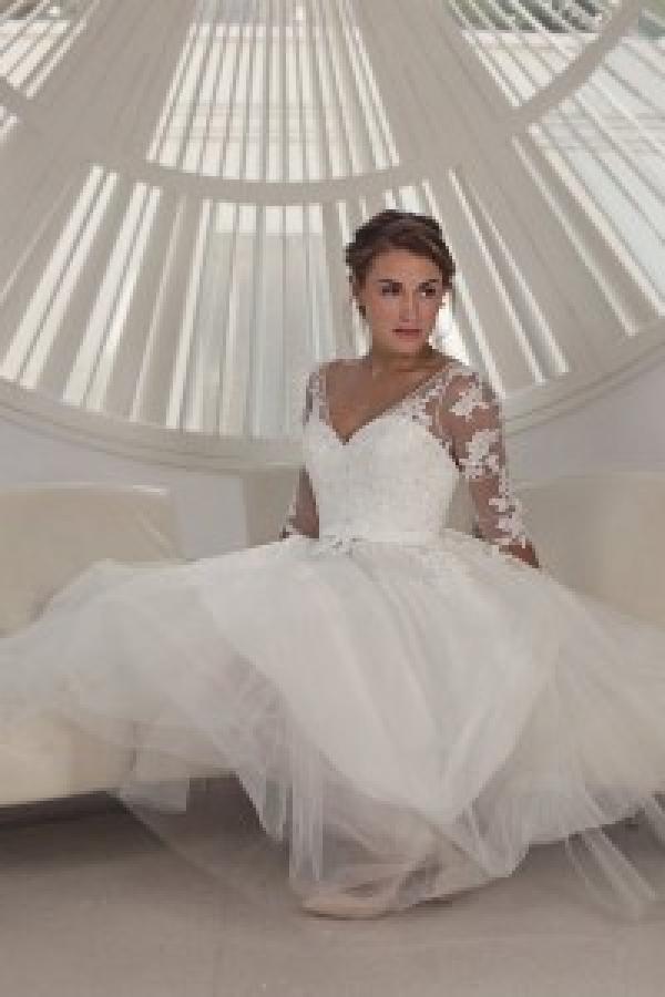 white blossom bridal boutique