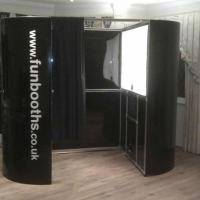 Black Gloss Party booth