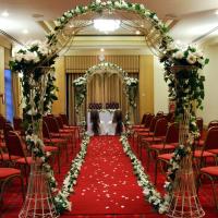 holiday inn solihull wedding arch