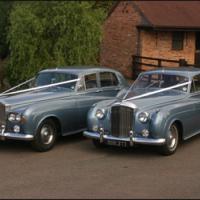 1960 Bentley S2 Saloon in Caribbean blue