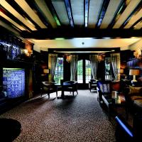 Alveston Manor blue lounge