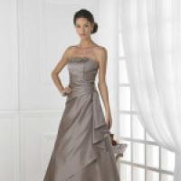 Pretty Maids bridesmaid dresses, Elegant Gowns wedding dresses, Rednal