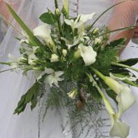 Roses florist wedding bouquet